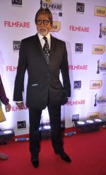 Amitabh Bachchan walked the Red Carpet at the 59th Idea Filmfare Awards 2013 at Yash Raj